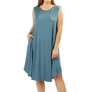 New Never Worn:   Zenana Outfitters 2xl Titanium